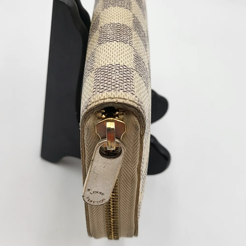 Louis Vuitton Damier Azur Zippy Long Wallet. Authentic....